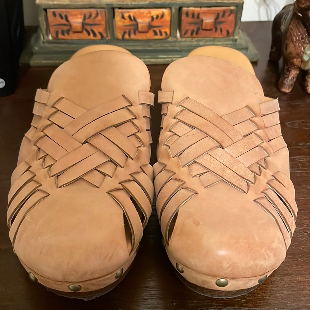 Korkease EUC huarache style clog/mule